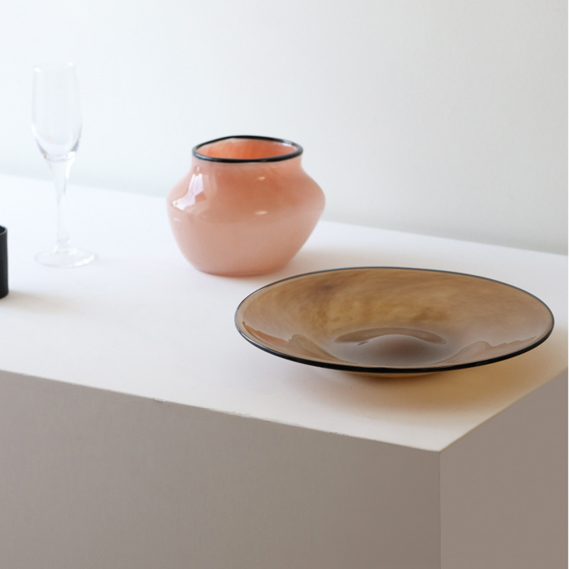 広口黒縁色ガラスフルーツプラッター、リビングルームの装飾、ガ - Food Storage Glass Round のレビューと価格
